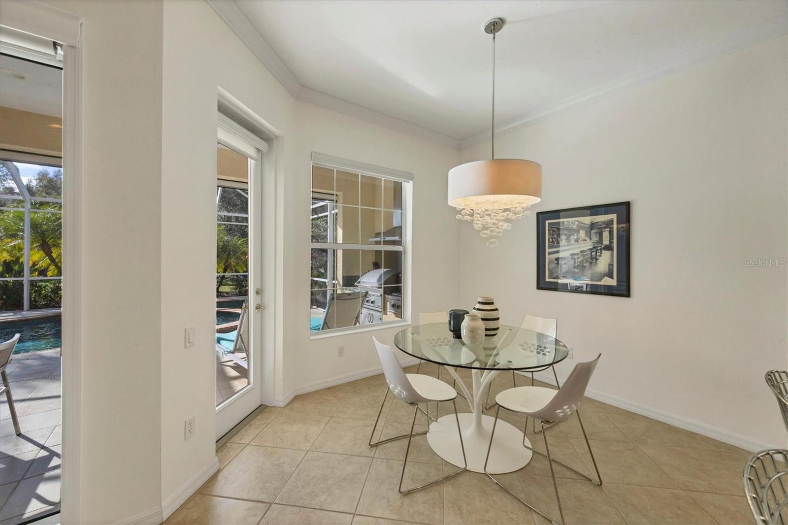 Image 13 of 76 For 8404 Abingdon Court