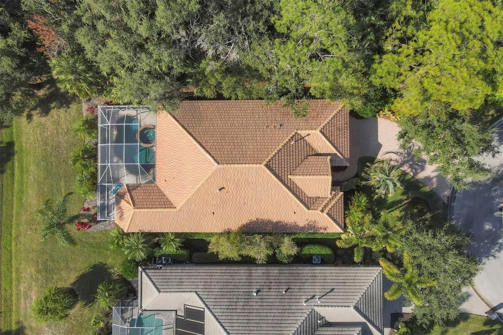 Image 32 of 76 For 8404 Abingdon Court