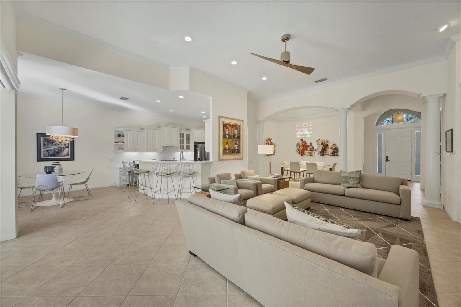 Image 6 of 76 For 8404 Abingdon Court