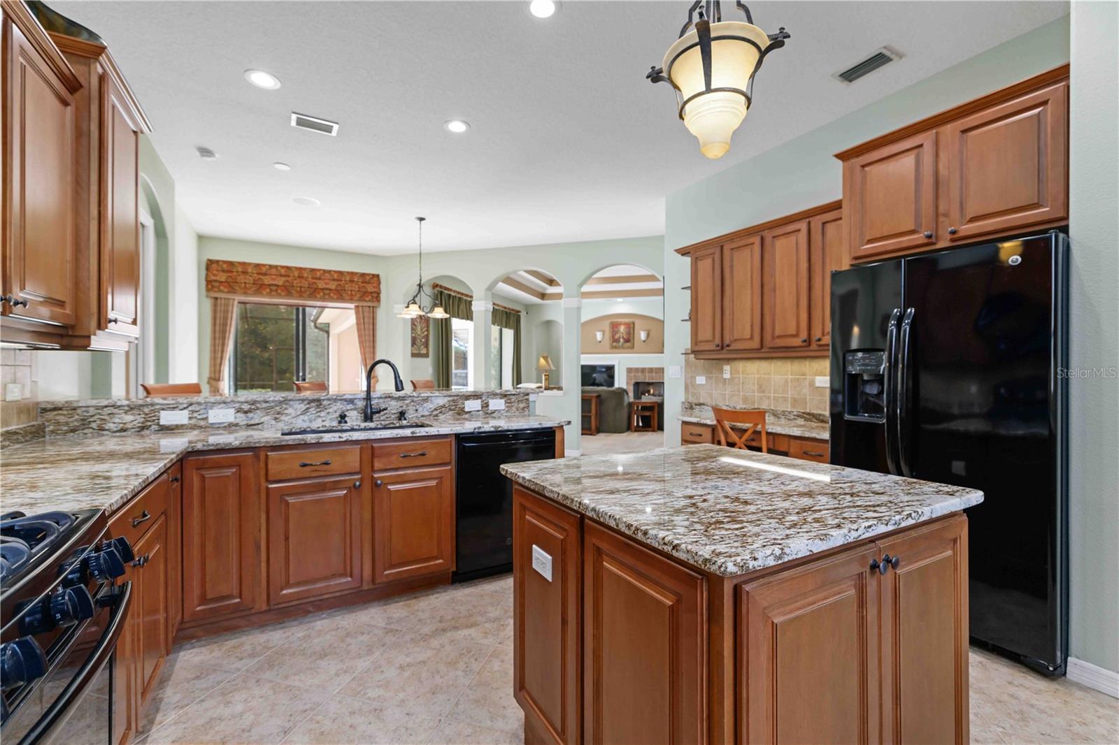 Image 22 of 70 For 13018 Magpie Place