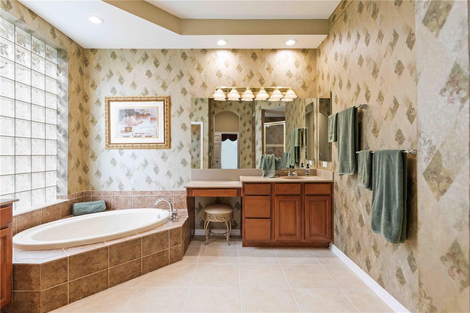 Image 31 of 70 For 13018 Magpie Place