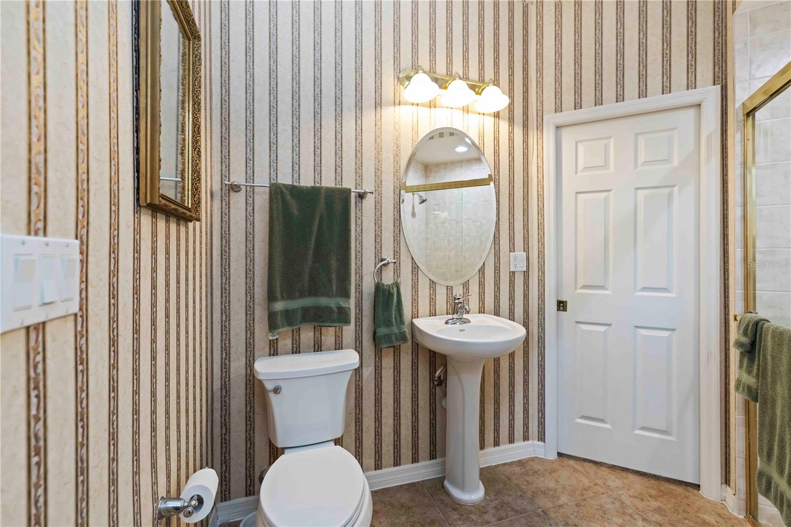 Image 42 of 70 For 13018 Magpie Place