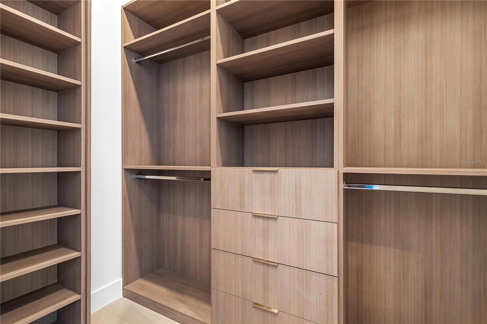 Image 29 of 45 For 109 35th Place