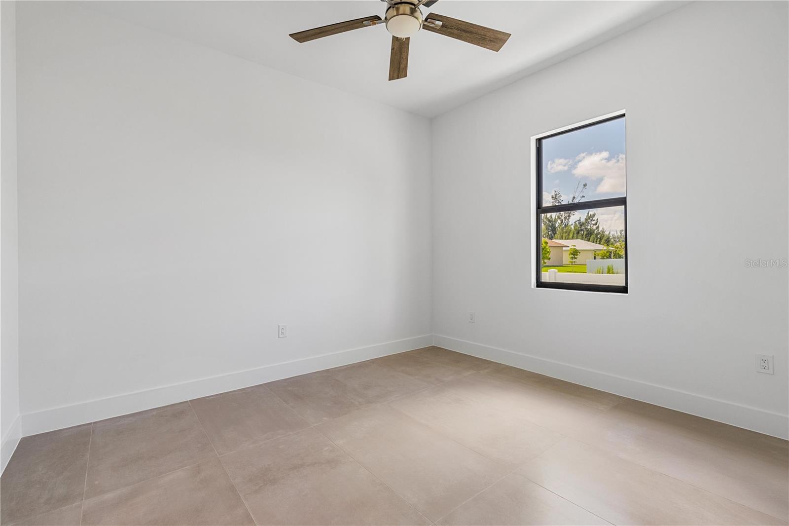 Image 41 of 45 For 109 35th Place