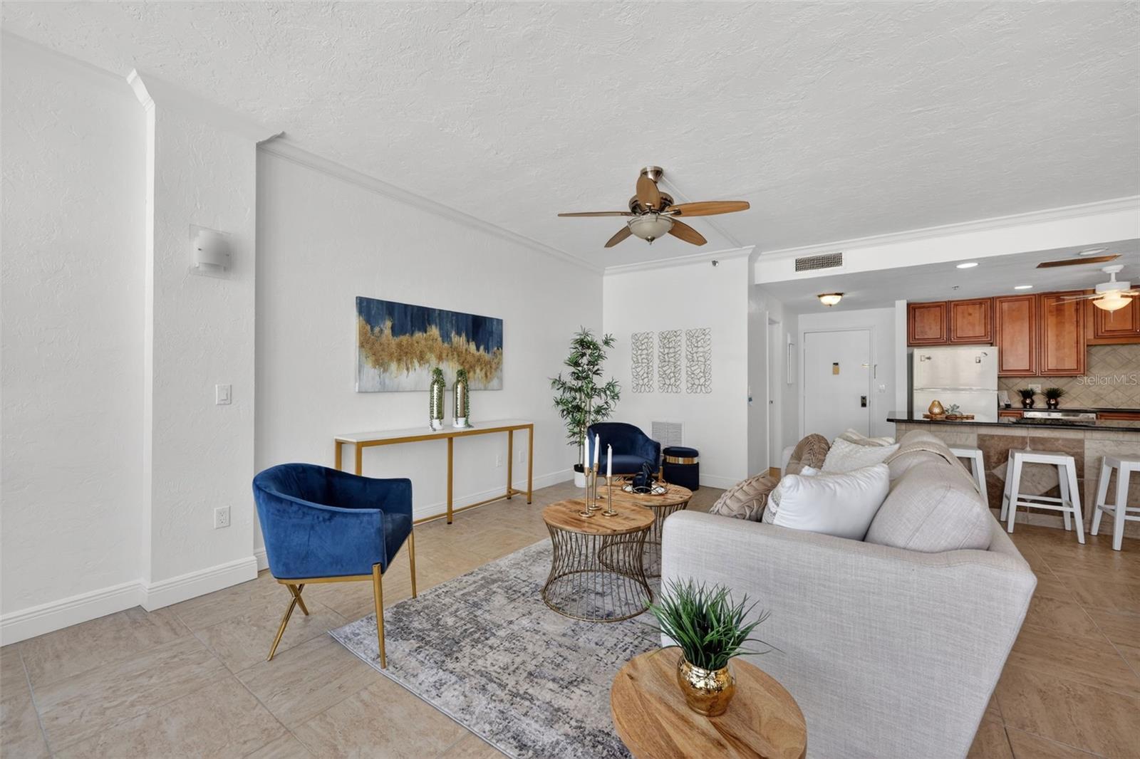 Image 10 of 39 For 1102 Benjamin Franklin Drive Ph 809