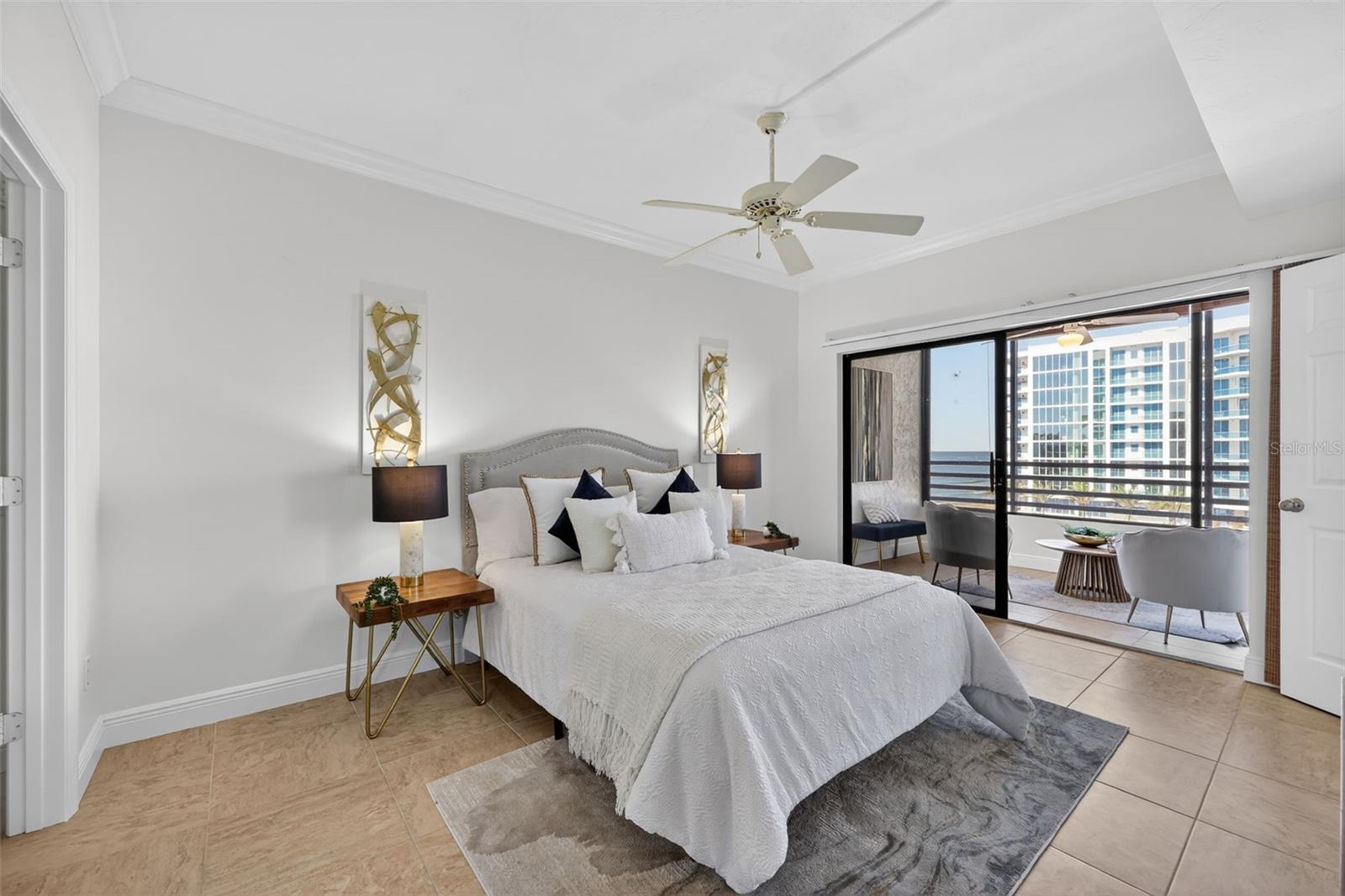 Image 23 of 39 For 1102 Benjamin Franklin Drive Ph 809