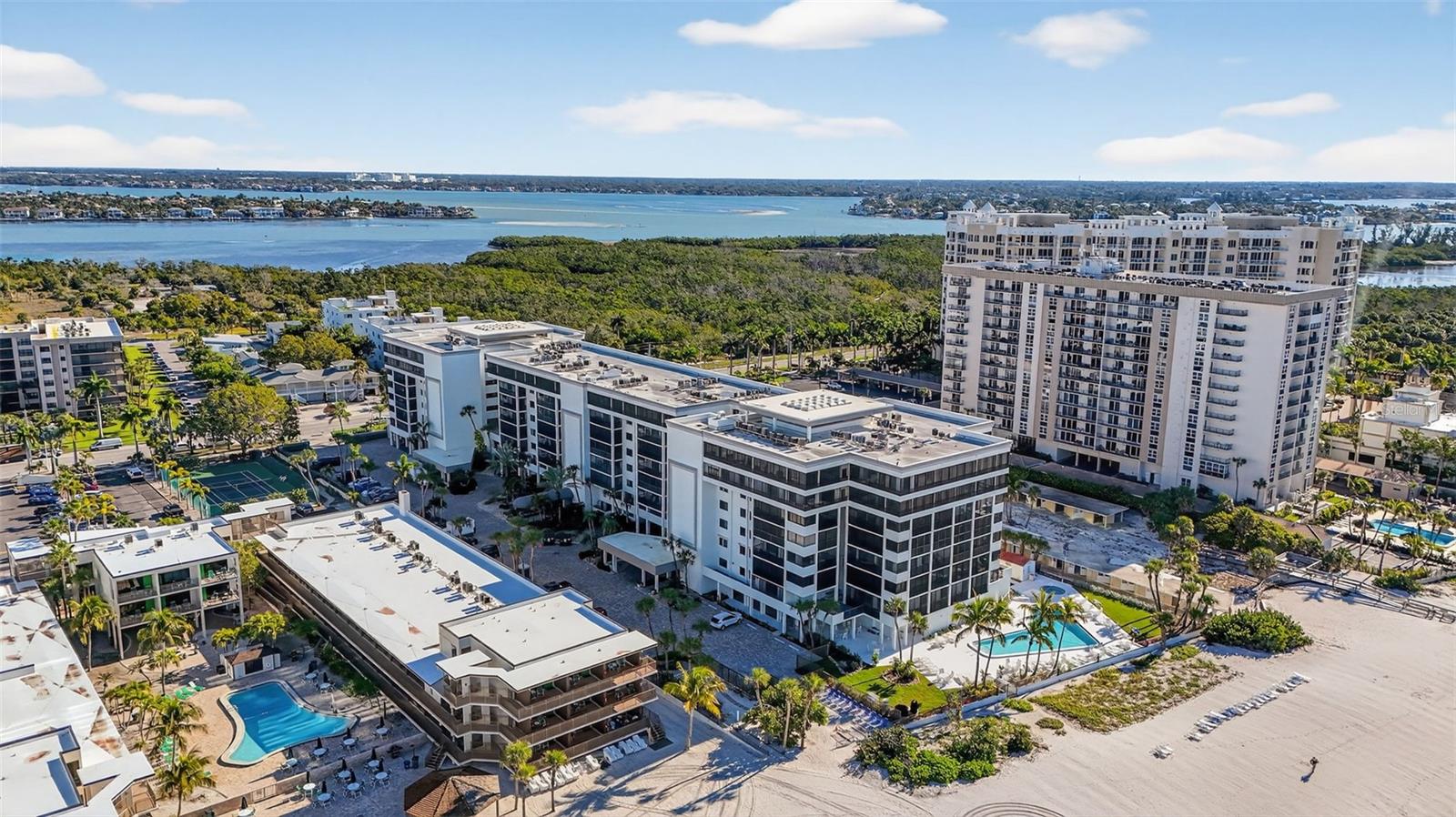 Image 31 of 39 For 1102 Benjamin Franklin Drive Ph 809