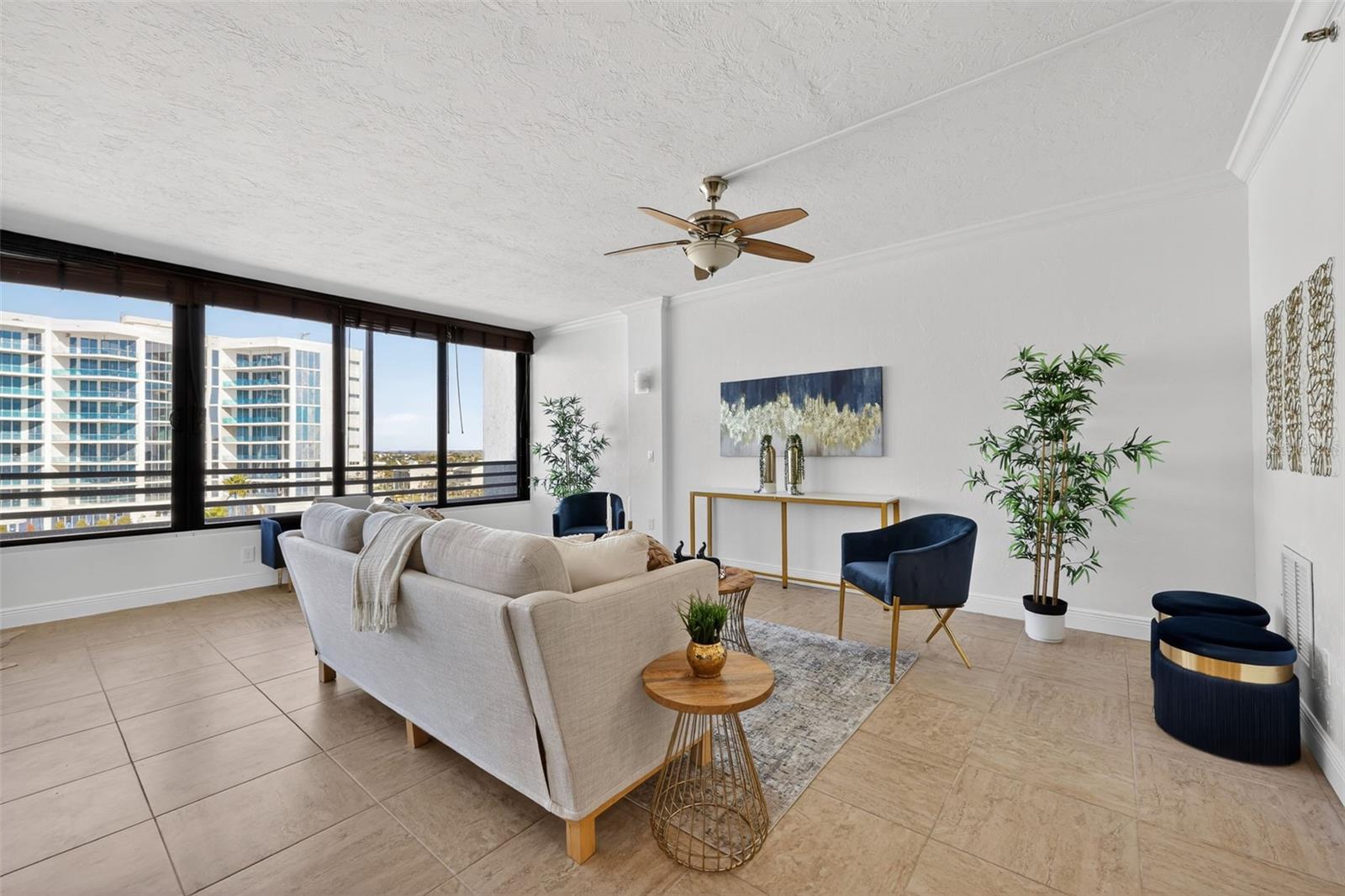 Image 9 of 39 For 1102 Benjamin Franklin Drive Ph 809