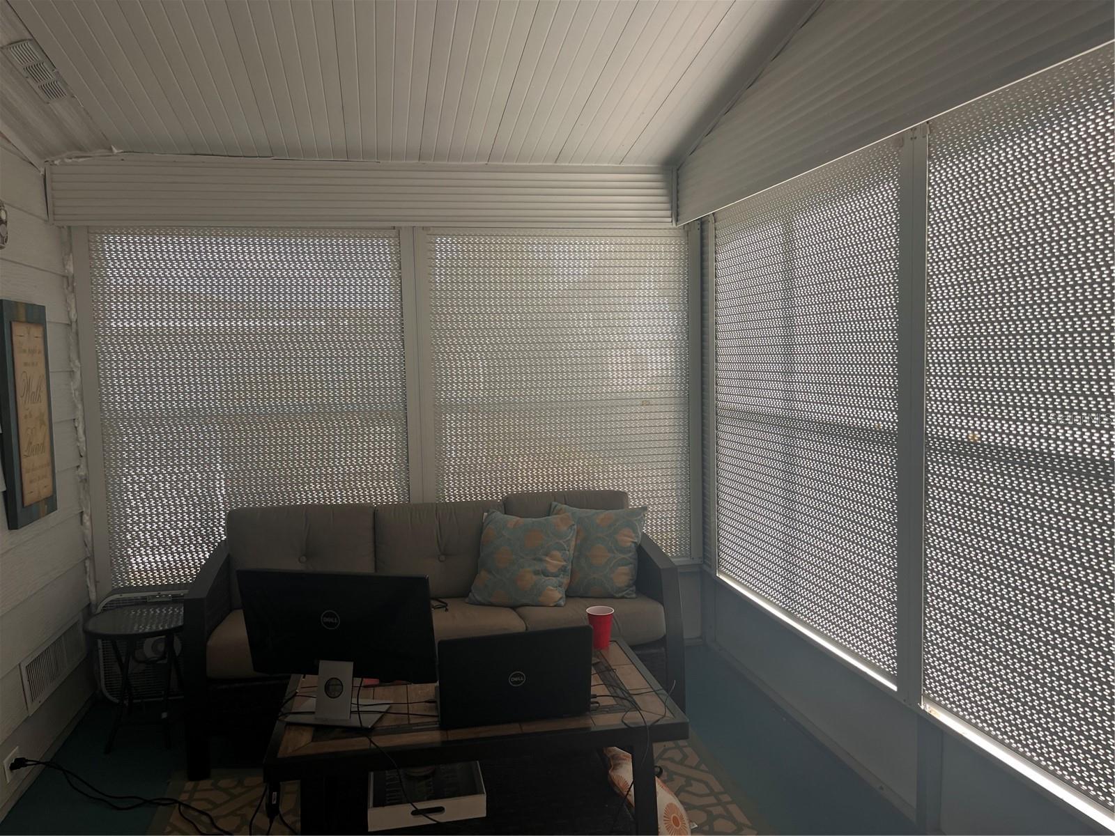 Image 14 of 17 For 5316 53rd Avenue E M15