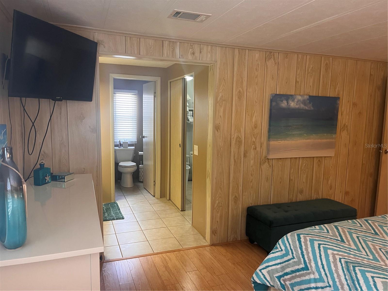 Image 9 of 17 For 5316 53rd Avenue E M15