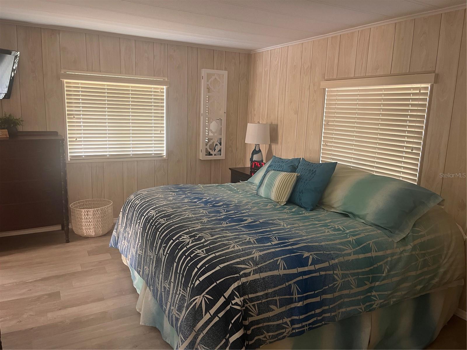 Image 13 of 20 For 5316 53rd Avenue E O12