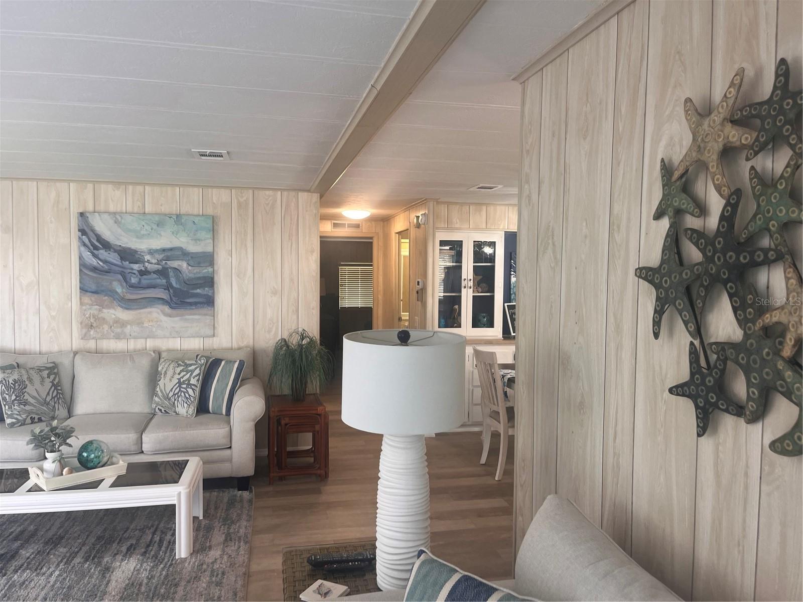 Image 6 of 20 For 5316 53rd Avenue E O12