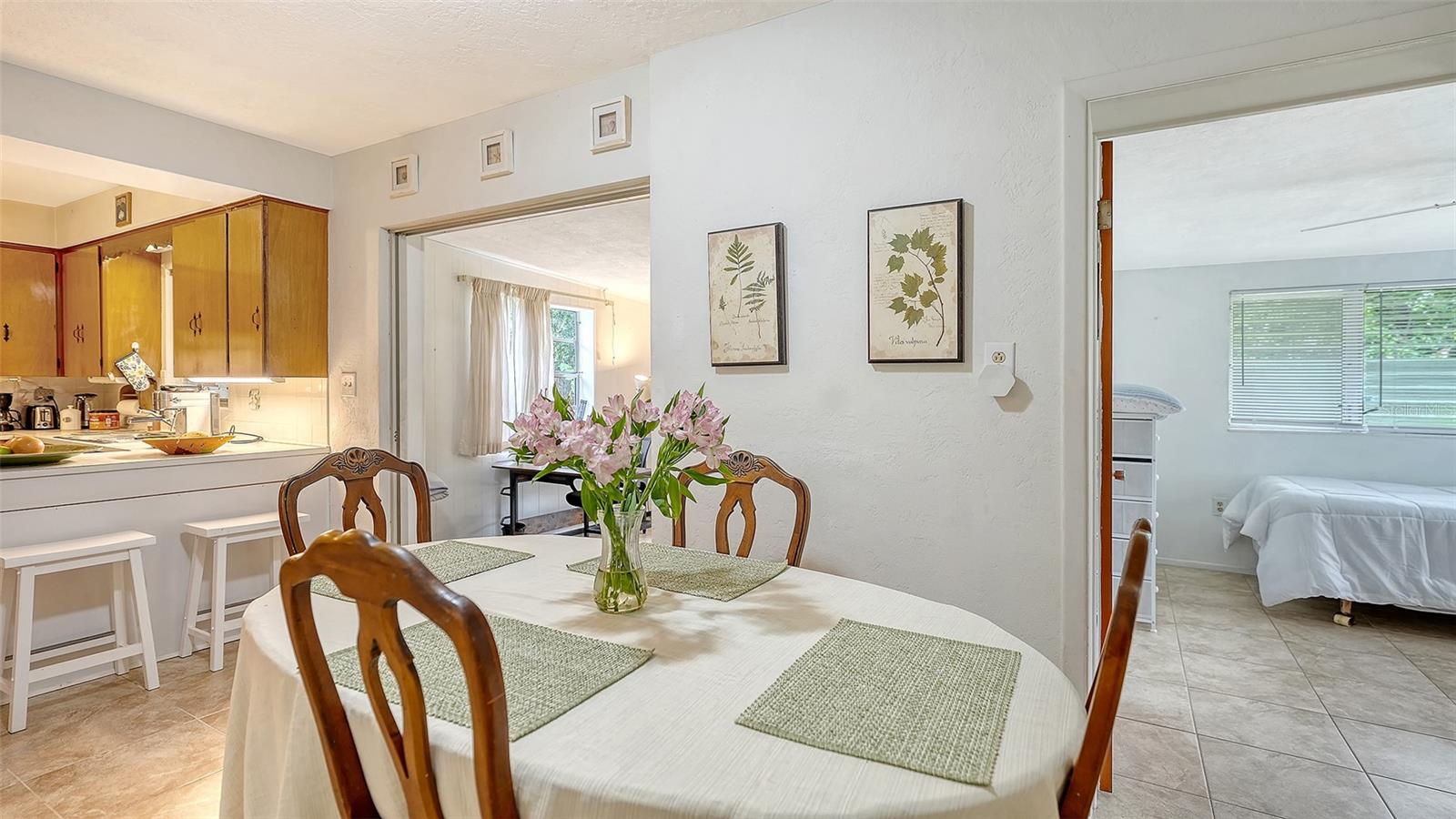 Image 14 of 59 For 5003 9th Street Court E