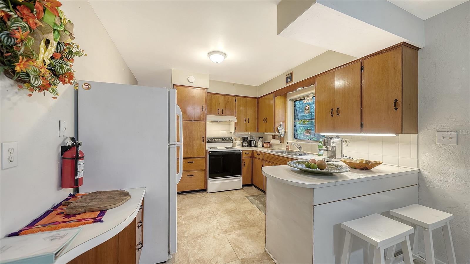 Image 16 of 59 For 5003 9th Street Court E