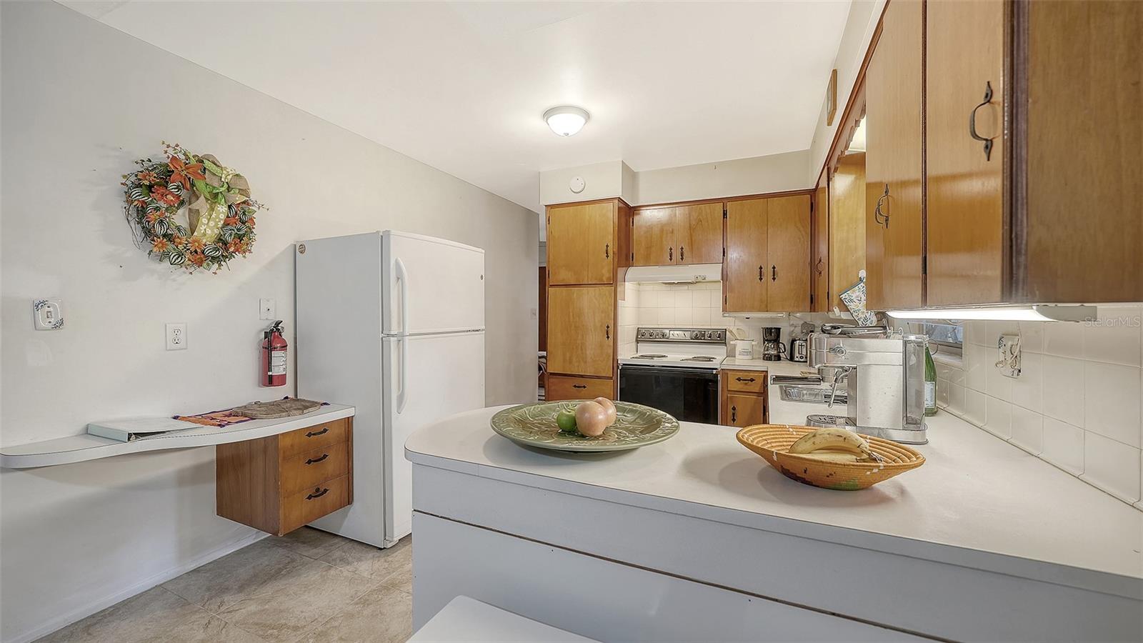 Image 17 of 59 For 5003 9th Street Court E