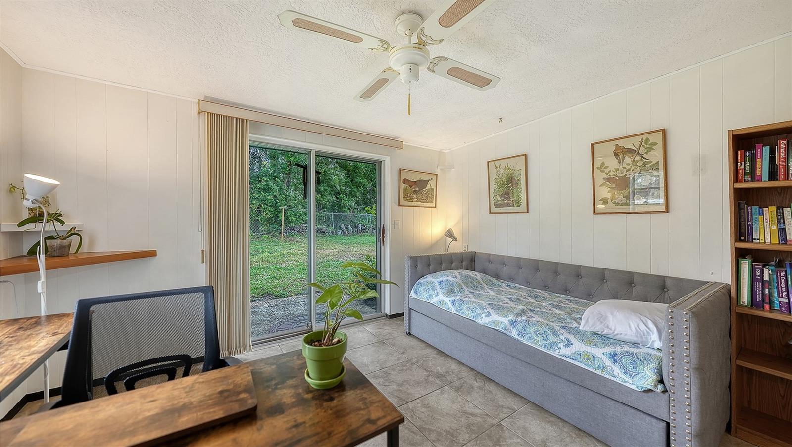 Image 24 of 59 For 5003 9th Street Court E