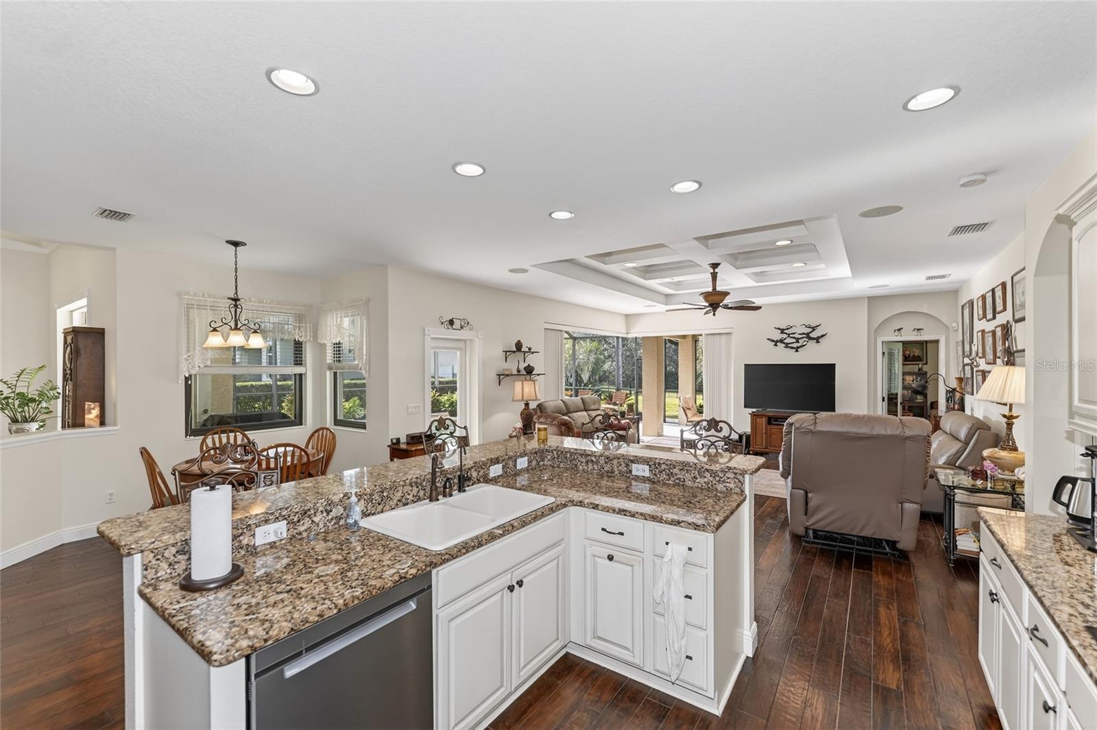 Image 10 of 60 For 2006 148th Court East