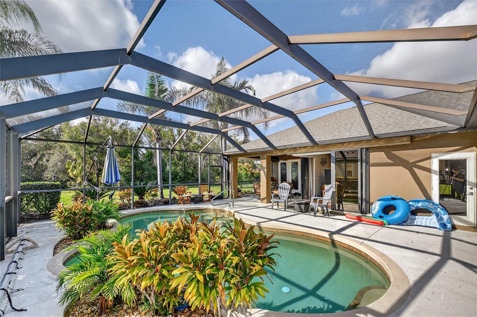 Image 28 of 60 For 2006 148th Court East