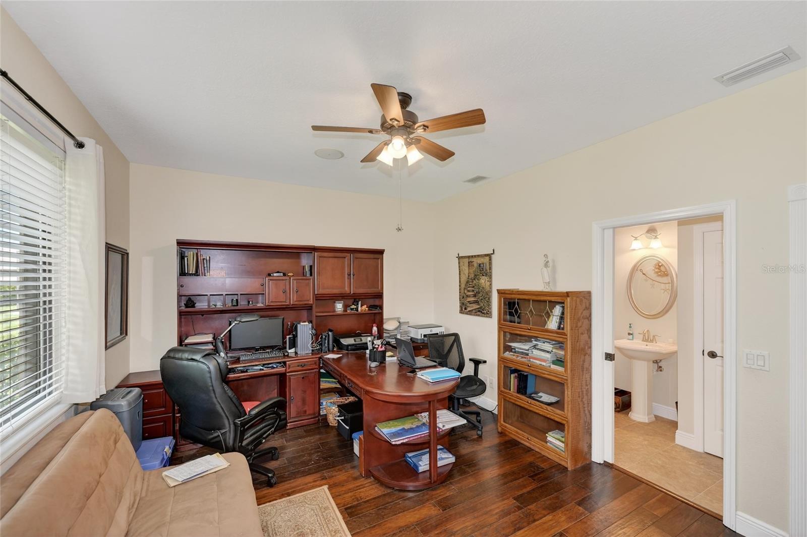 Image 39 of 60 For 2006 148th Court East