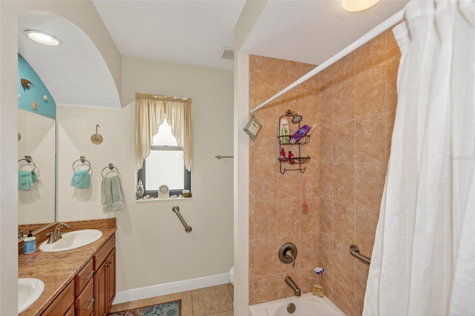 Image 45 of 60 For 2006 148th Court East