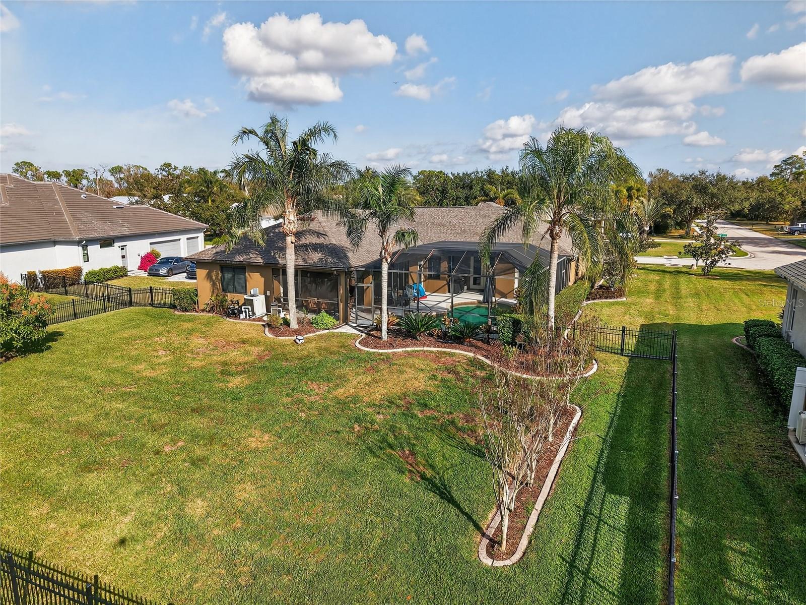 Image 53 of 60 For 2006 148th Court East