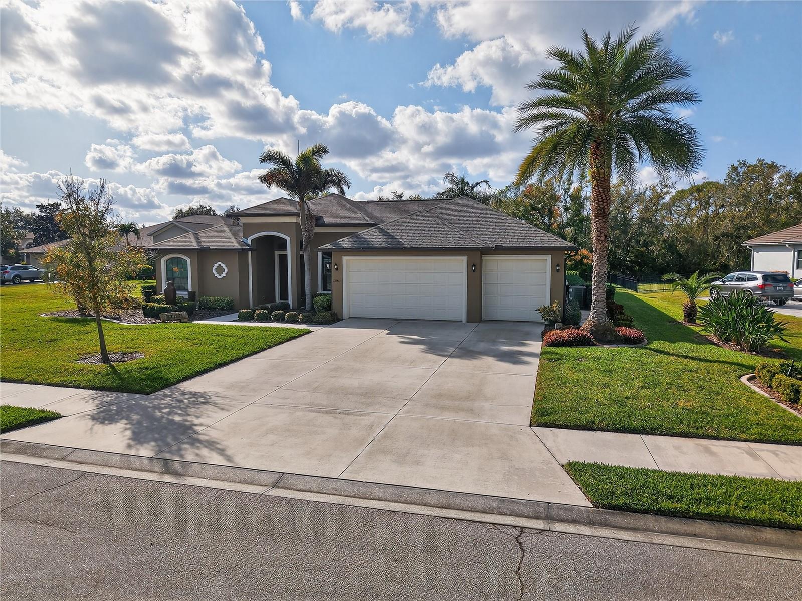 Image 56 of 60 For 2006 148th Court East