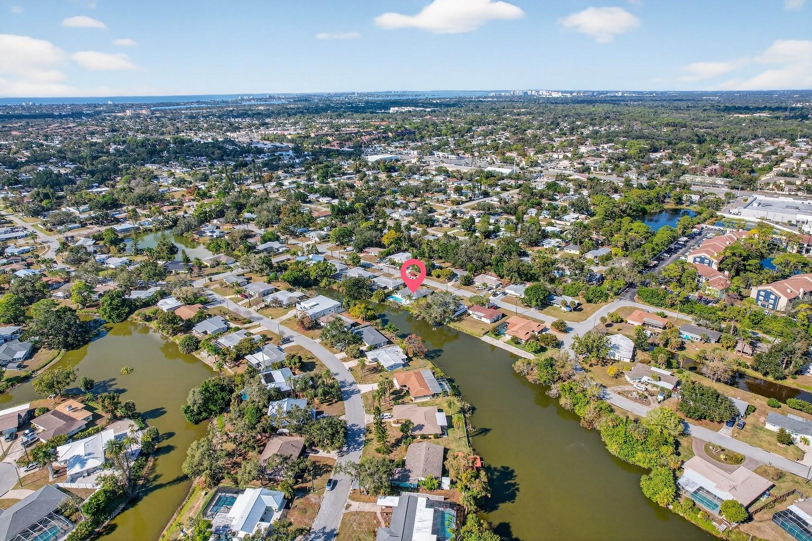 Image 30 of 33 For 3326 Rowena Street