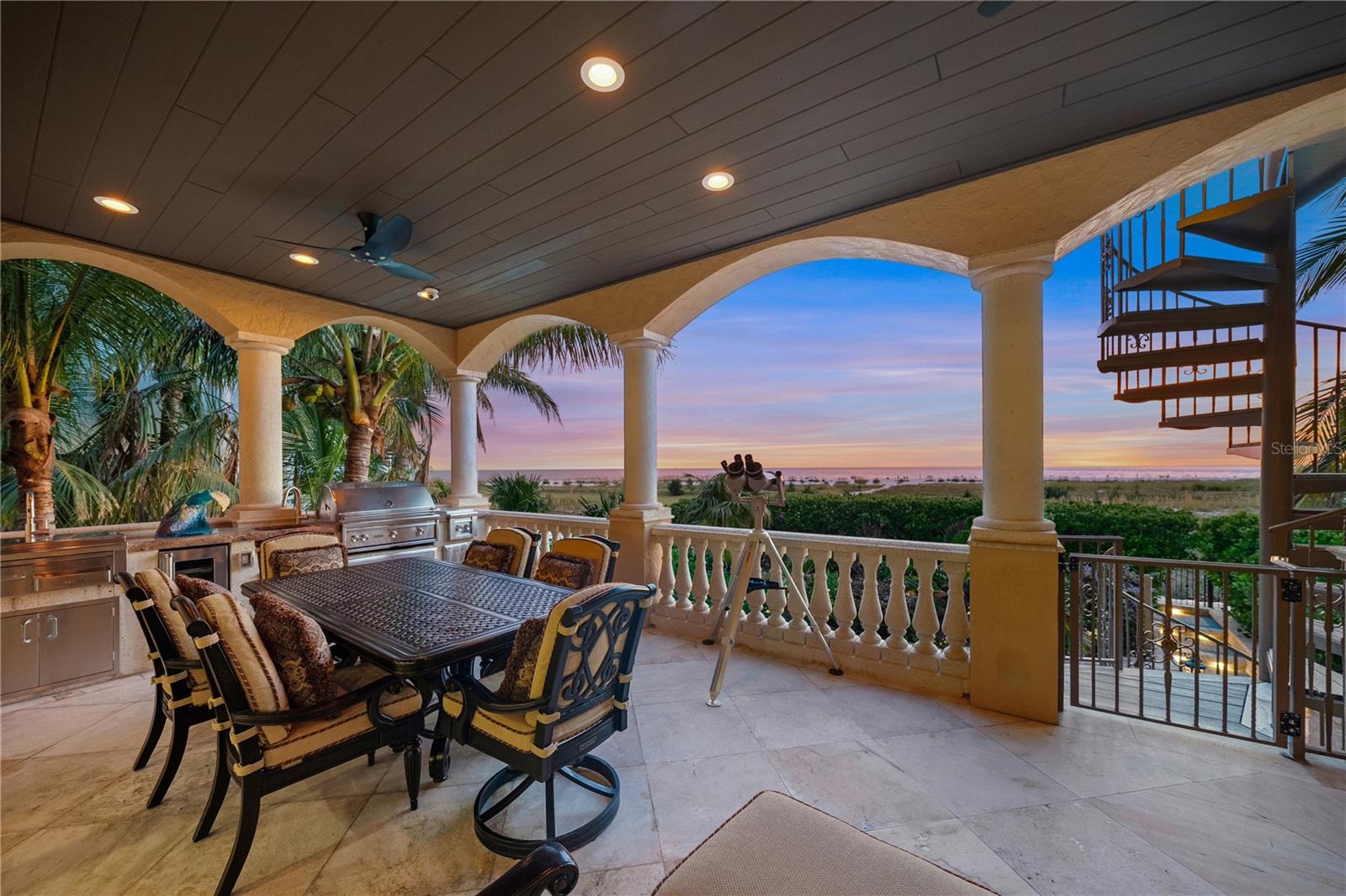 Image 47 of 97 For 801 Shore Drive