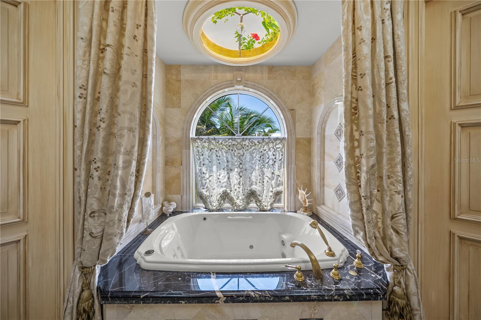 Image 72 of 97 For 801 Shore Drive