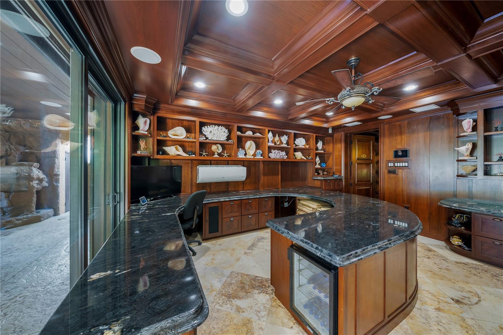 Image 84 of 97 For 801 Shore Drive