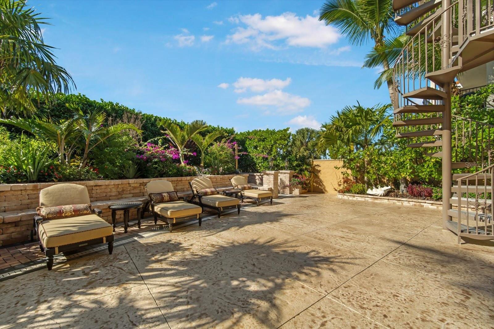 Image 87 of 97 For 801 Shore Drive