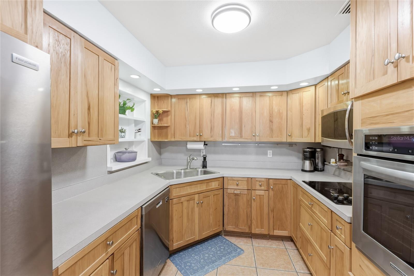 Image 11 of 56 For 1939 High Point Drive