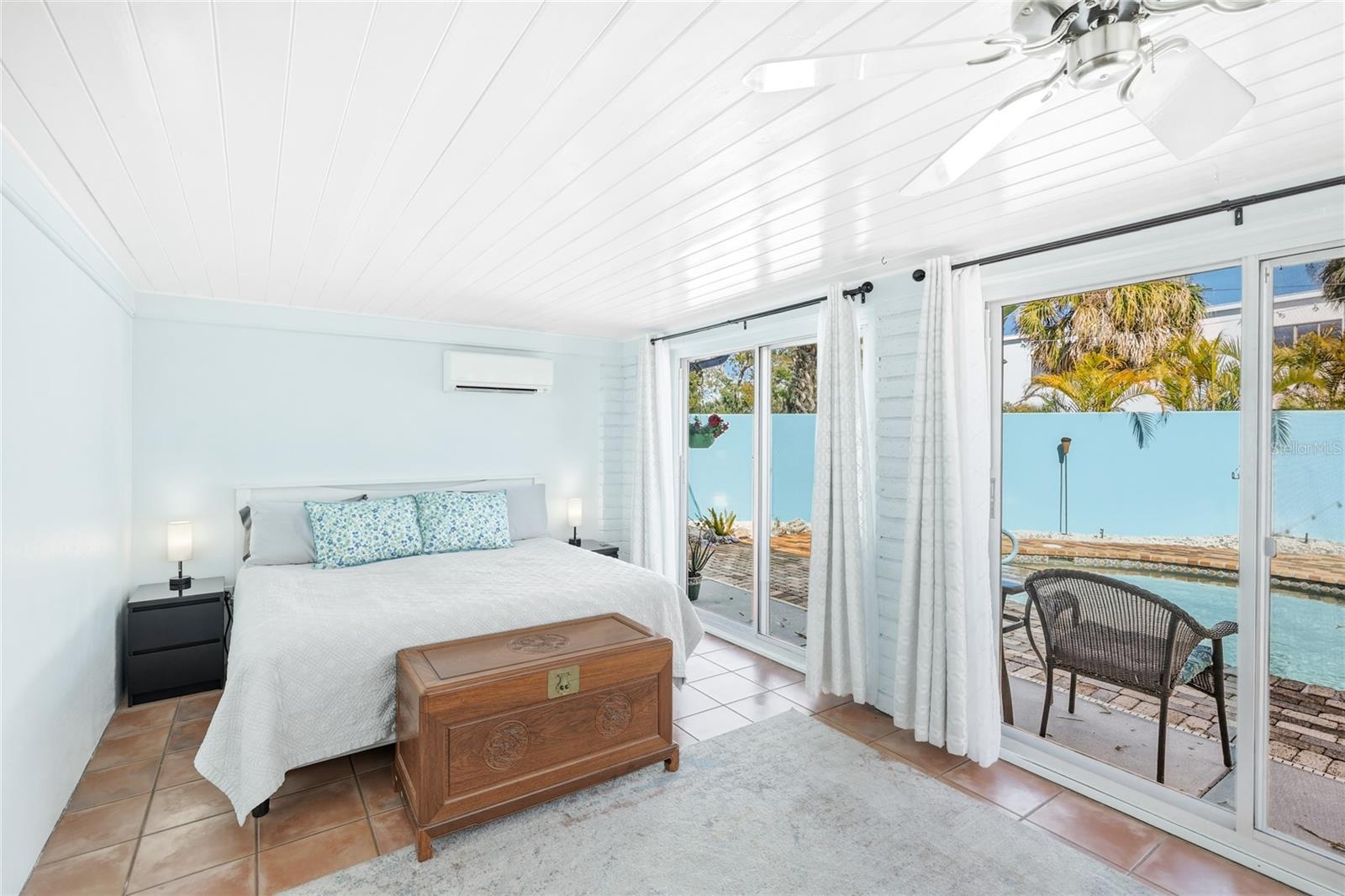 Image 15 of 56 For 1939 High Point Drive