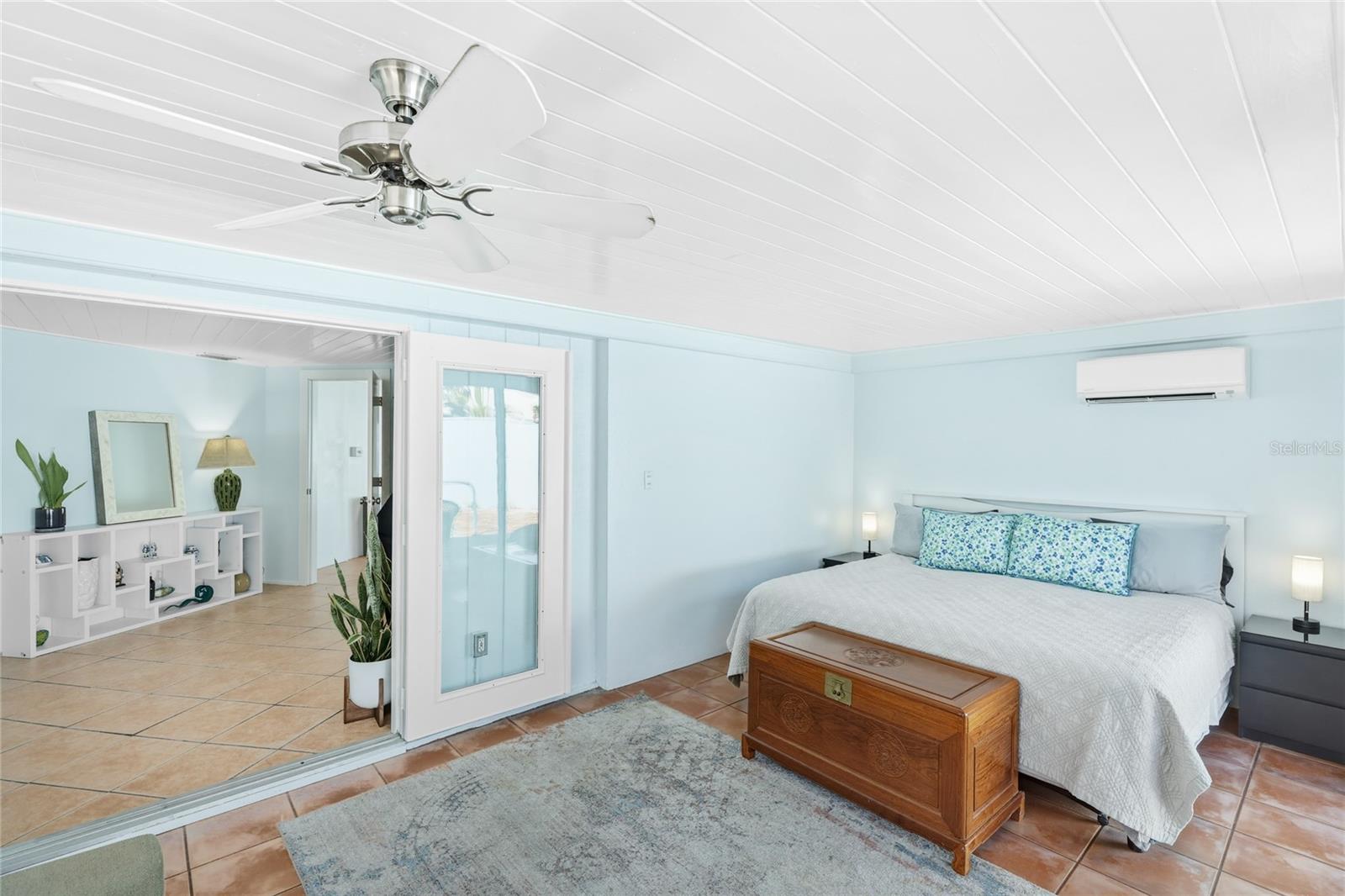 Image 17 of 56 For 1939 High Point Drive