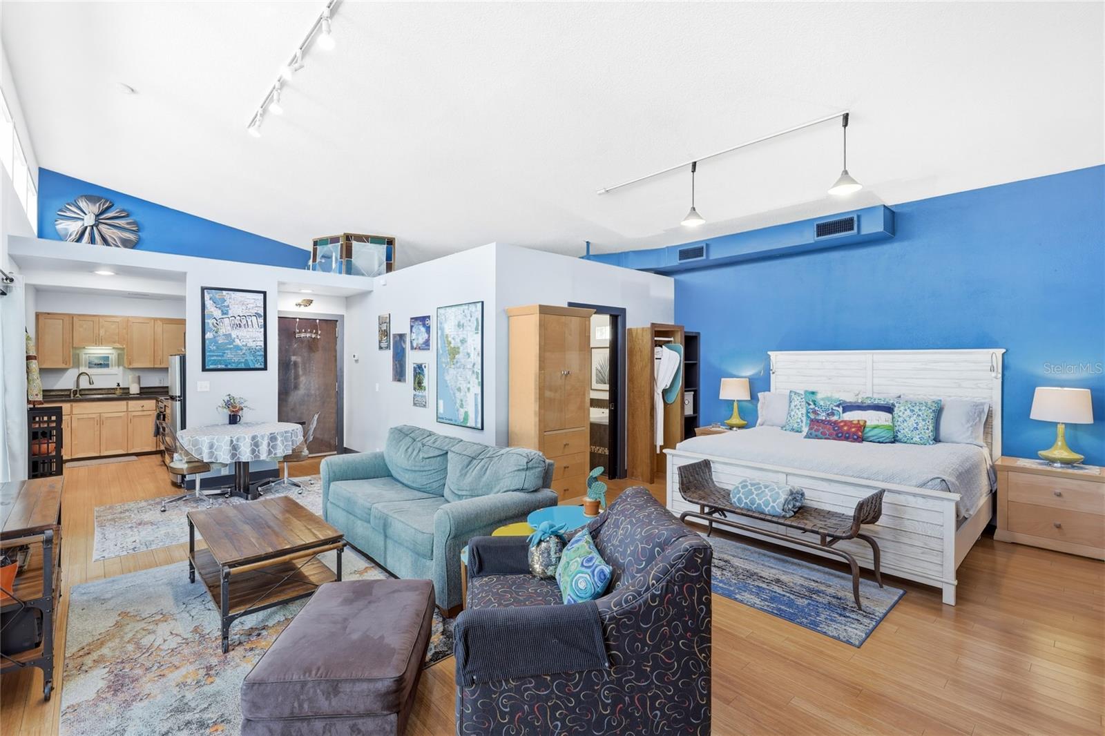 Image 30 of 56 For 1939 High Point Drive