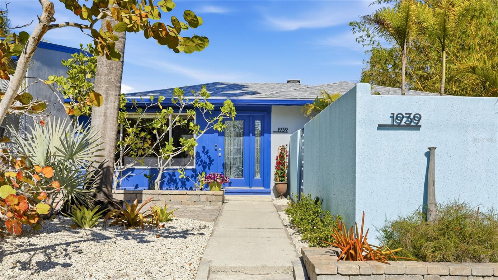 Image 4 of 56 For 1939 High Point Drive