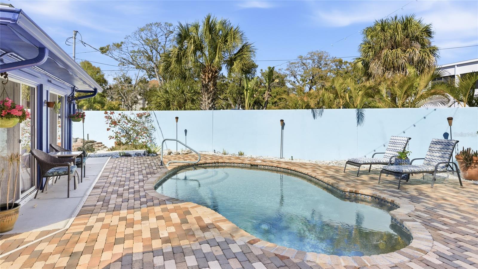 Image 43 of 56 For 1939 High Point Drive