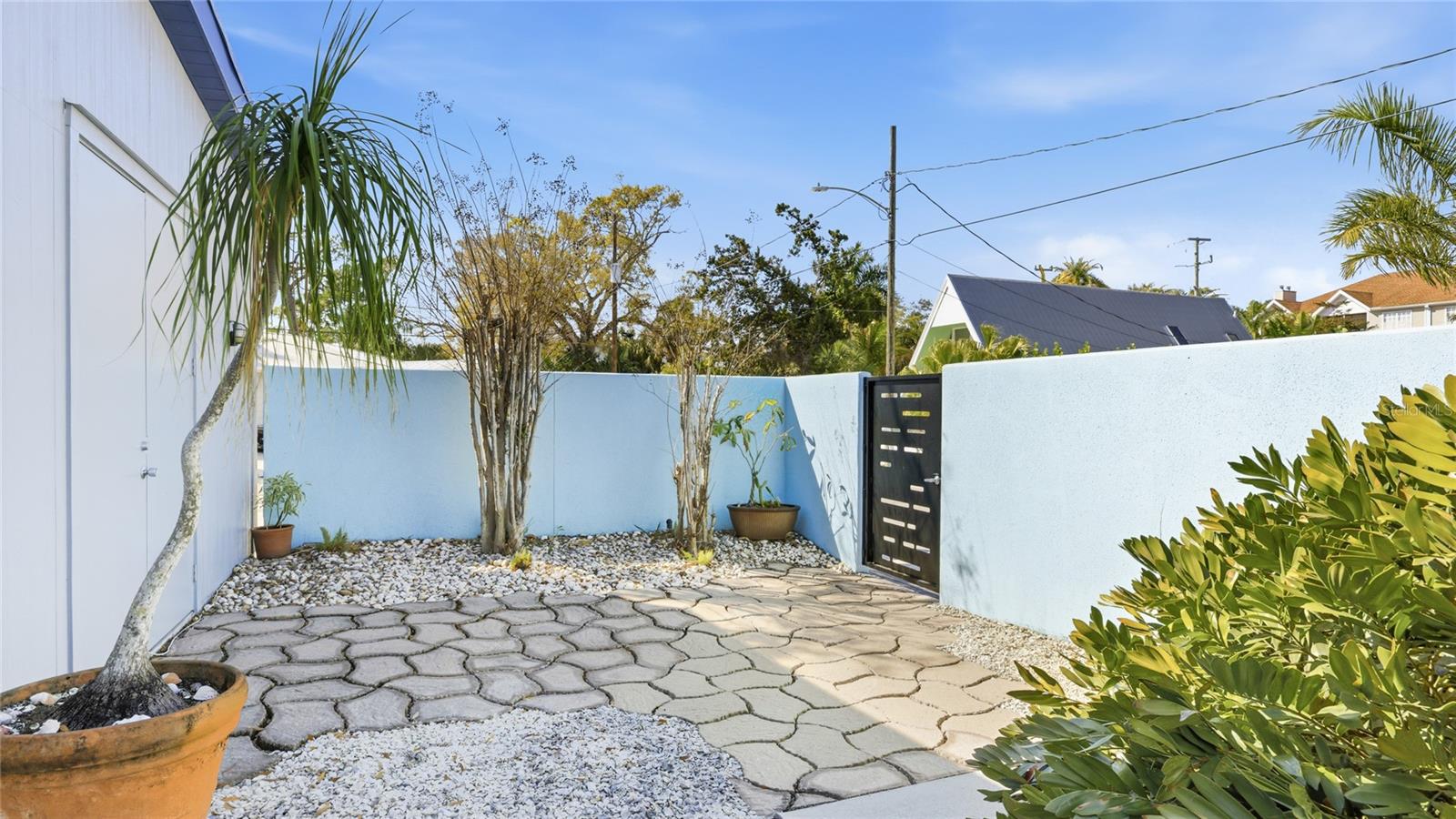 Image 48 of 56 For 1939 High Point Drive