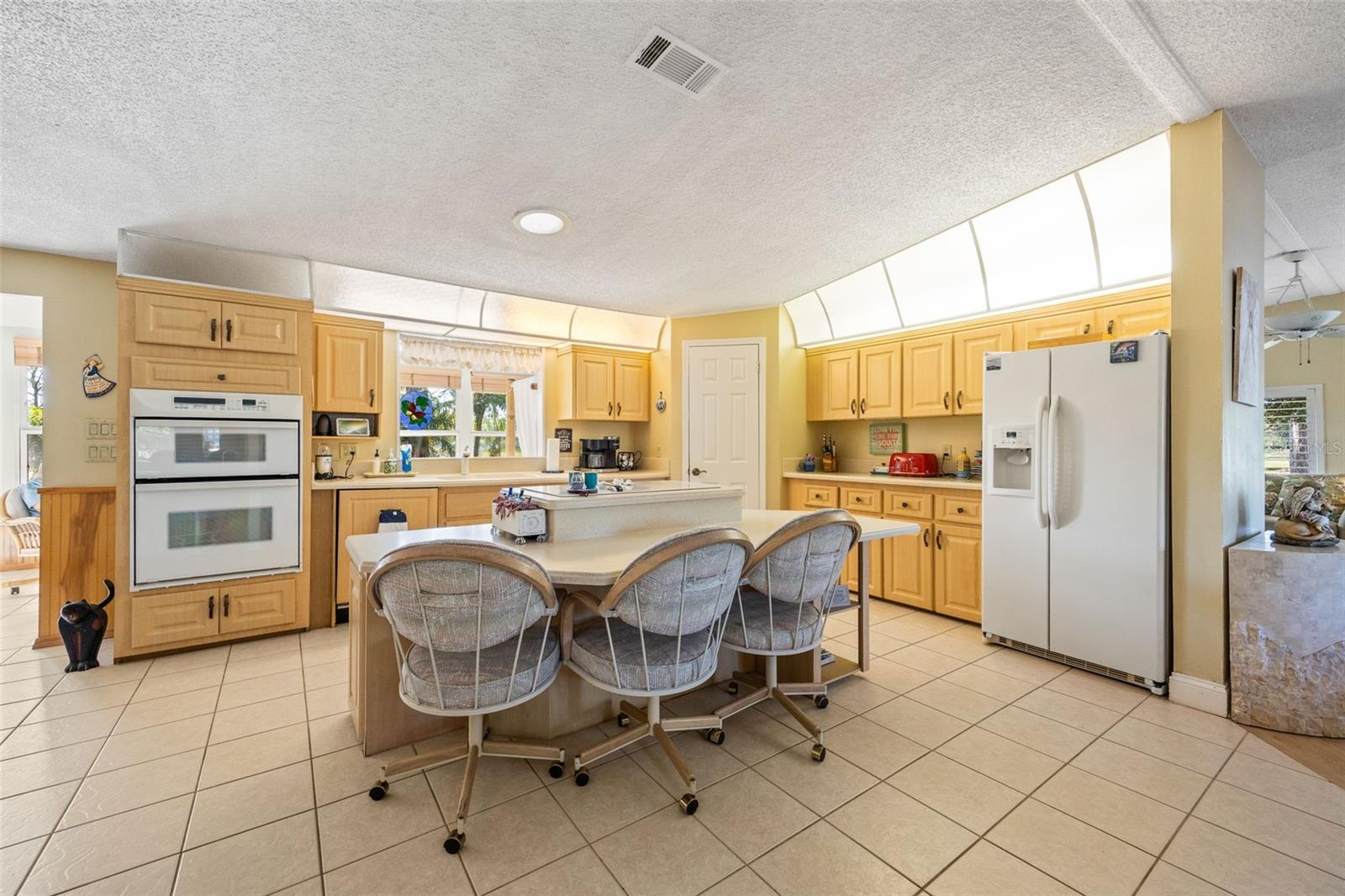 Image 15 of 77 For 19675 Eagle Trace Court