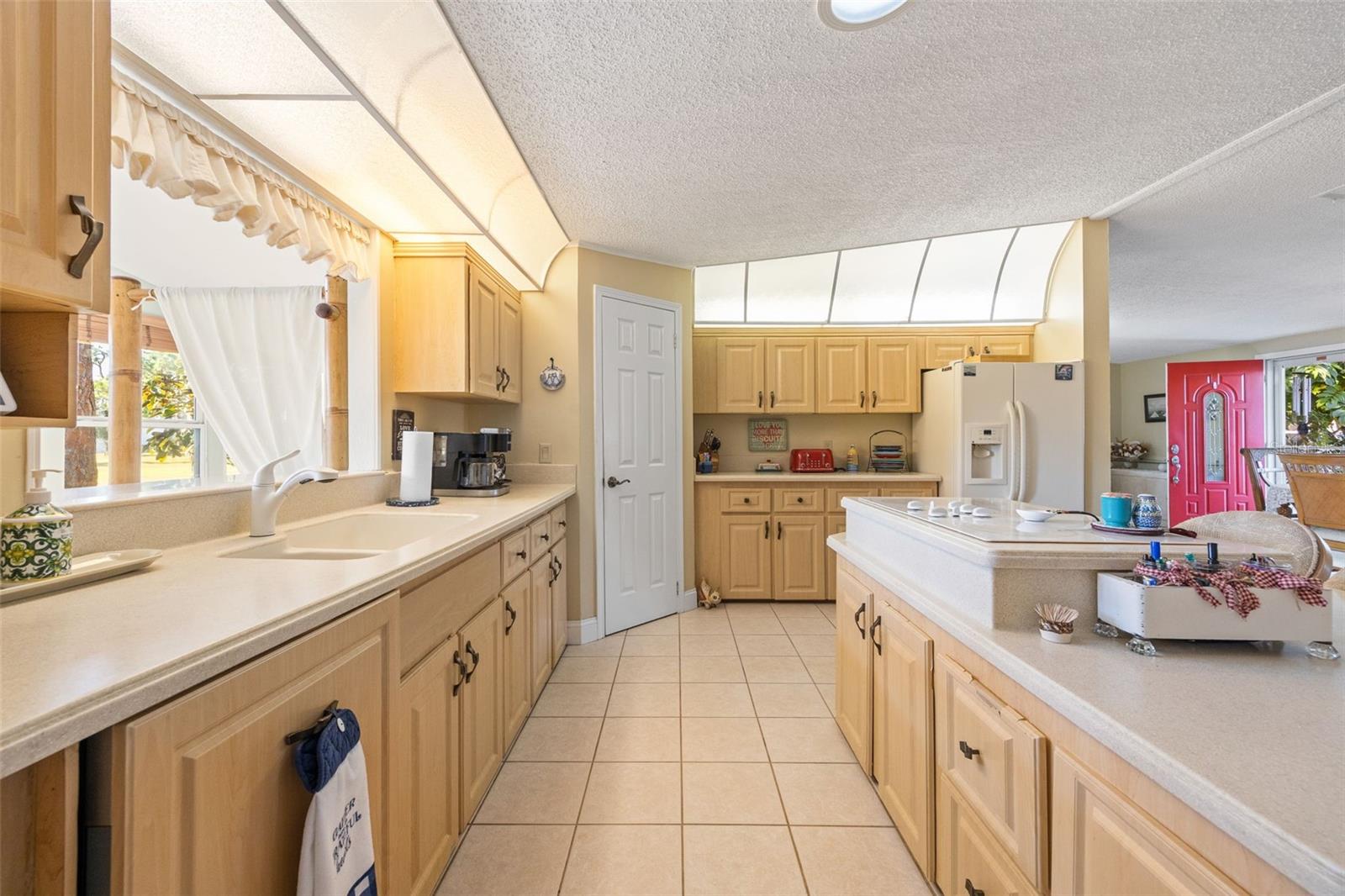 Image 17 of 77 For 19675 Eagle Trace Court