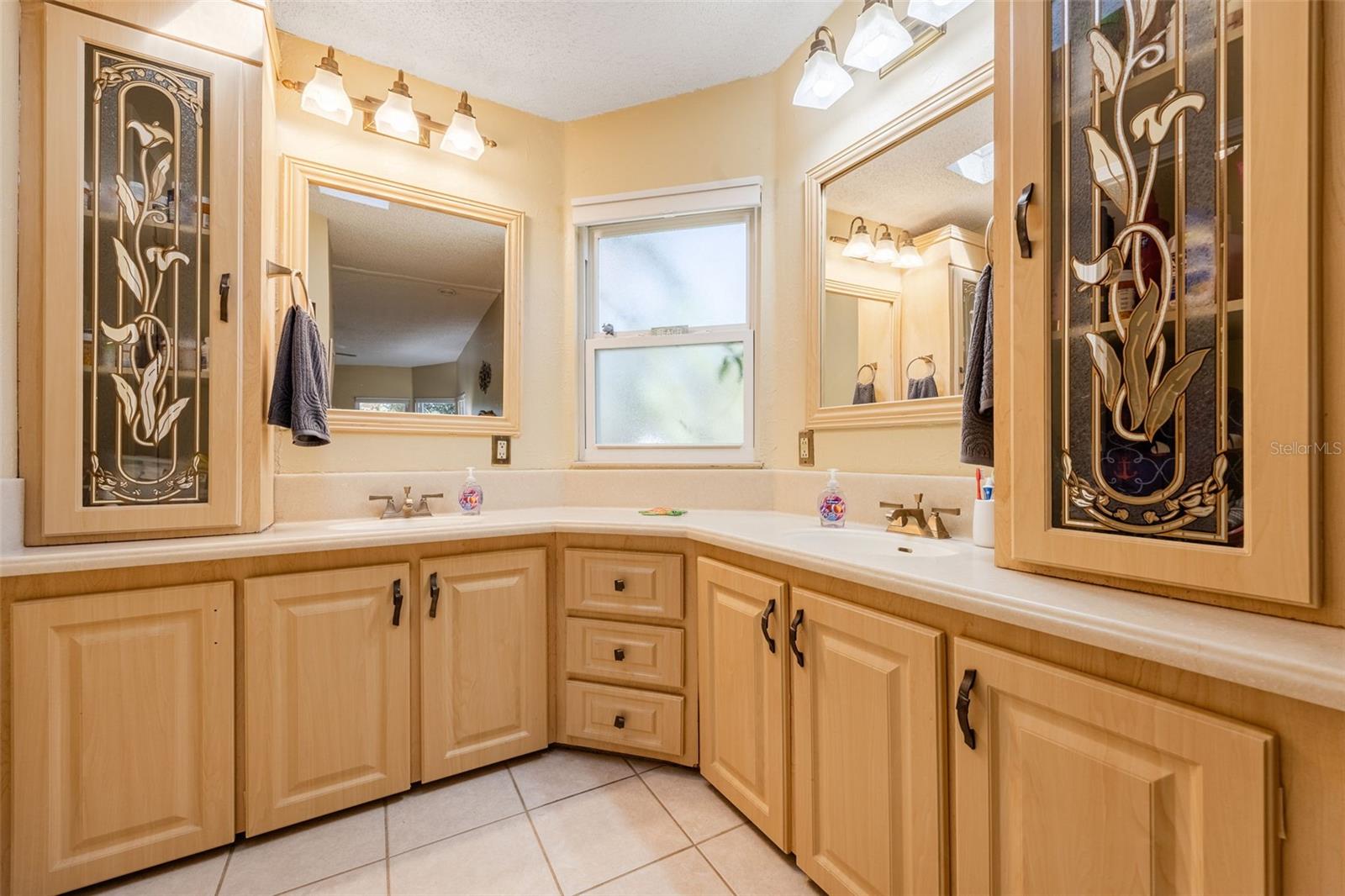 Image 32 of 77 For 19675 Eagle Trace Court