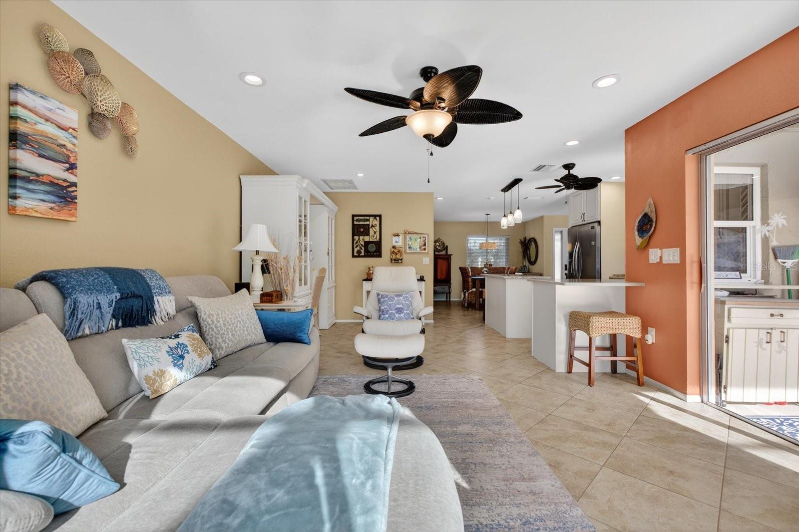 Image 18 of 55 For 6701 16th Avenue Drive W