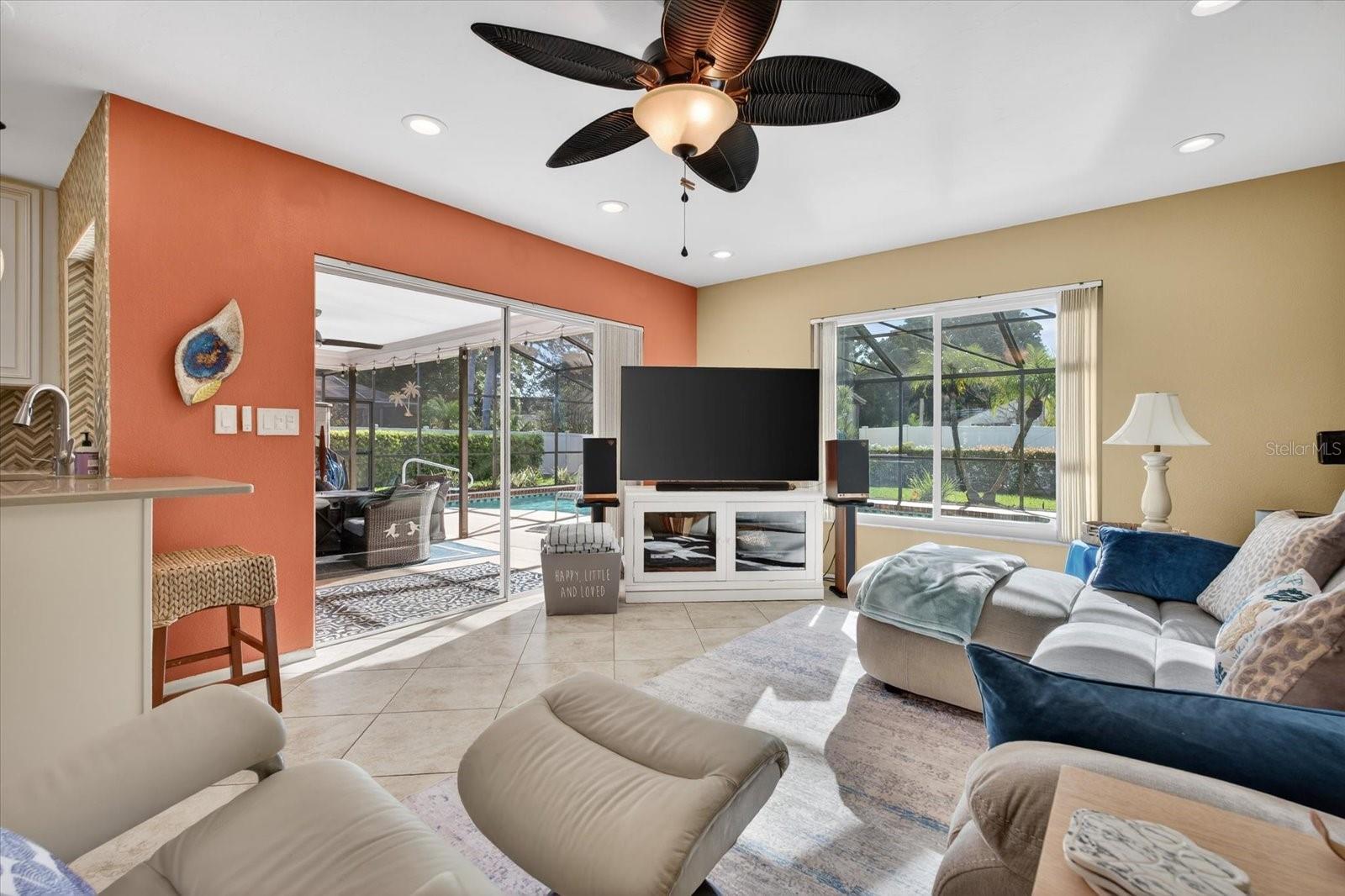 Image 5 of 55 For 6701 16th Avenue Drive W