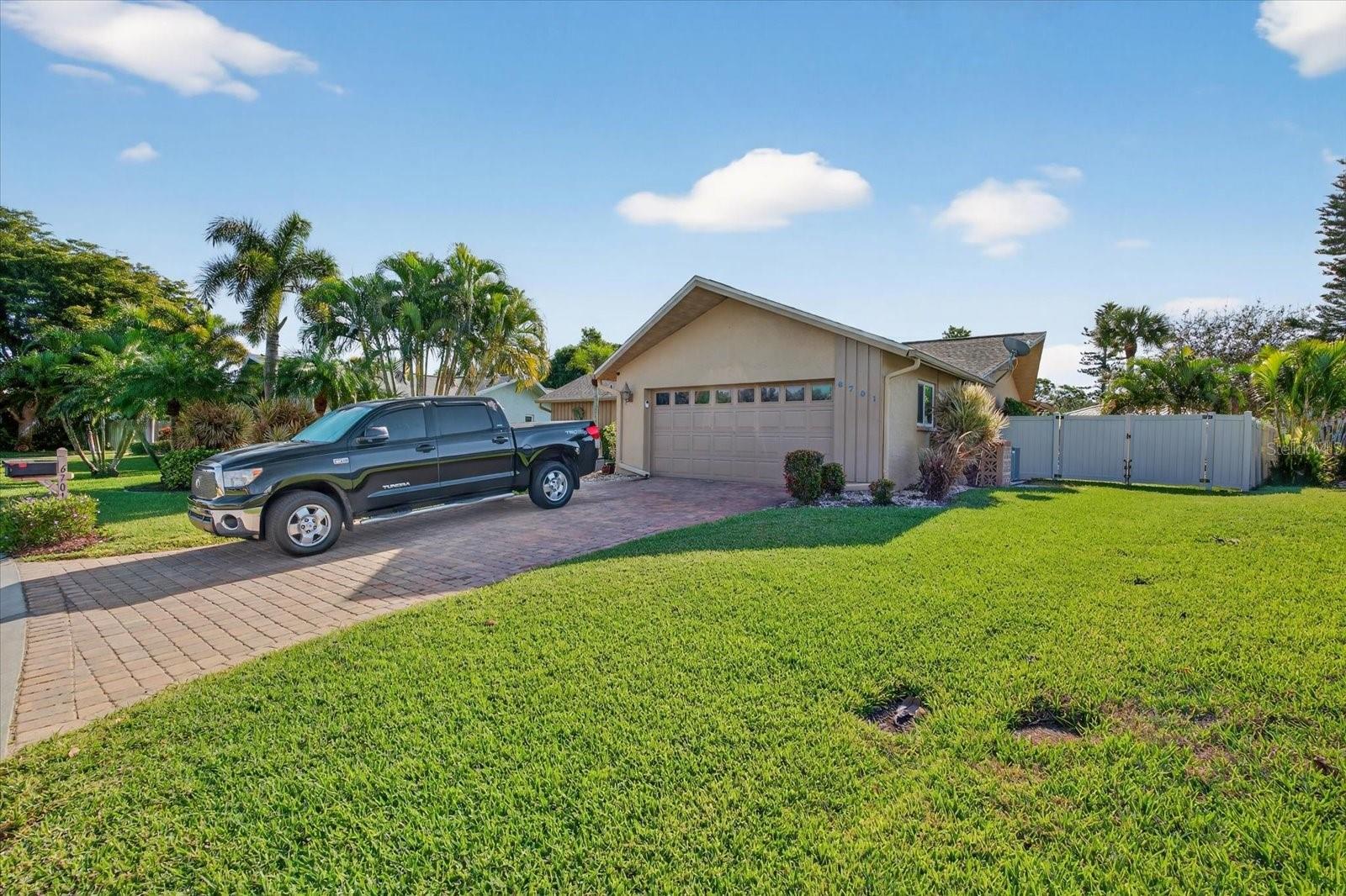 Image 7 of 55 For 6701 16th Avenue Drive W