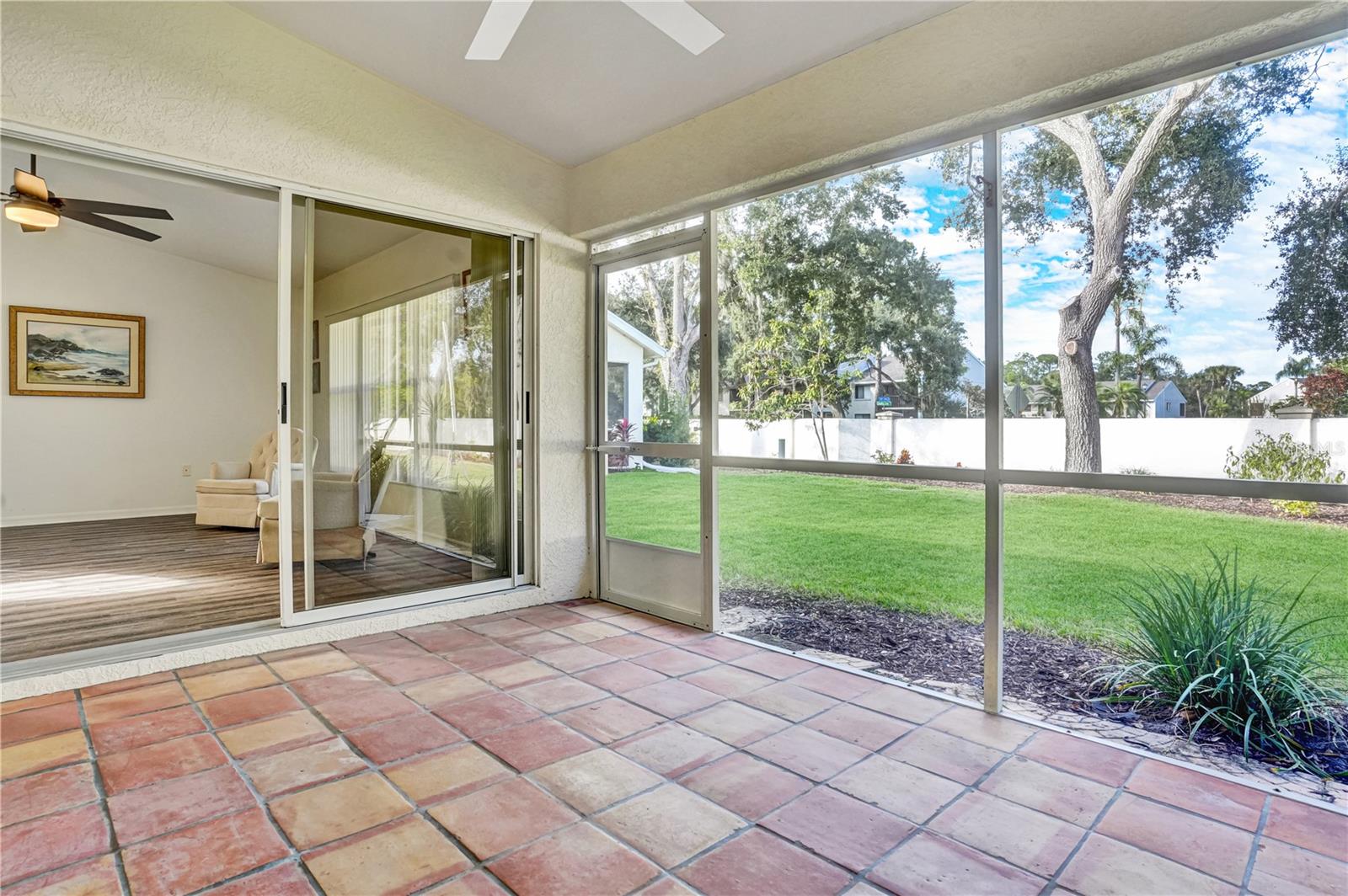 Image 22 of 50 For 6228 Country Club Way