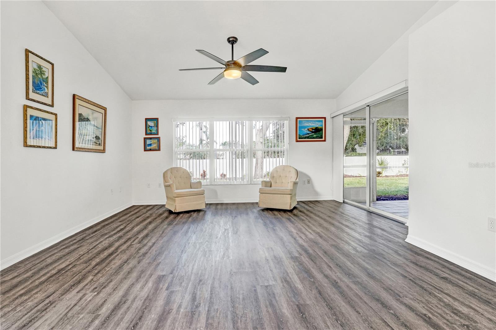 Image 5 of 50 For 6228 Country Club Way