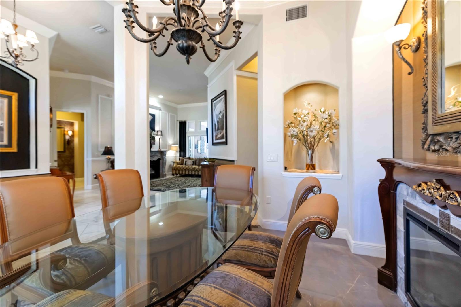 Image 13 of 61 For 2962 Wilderness Boulevard E