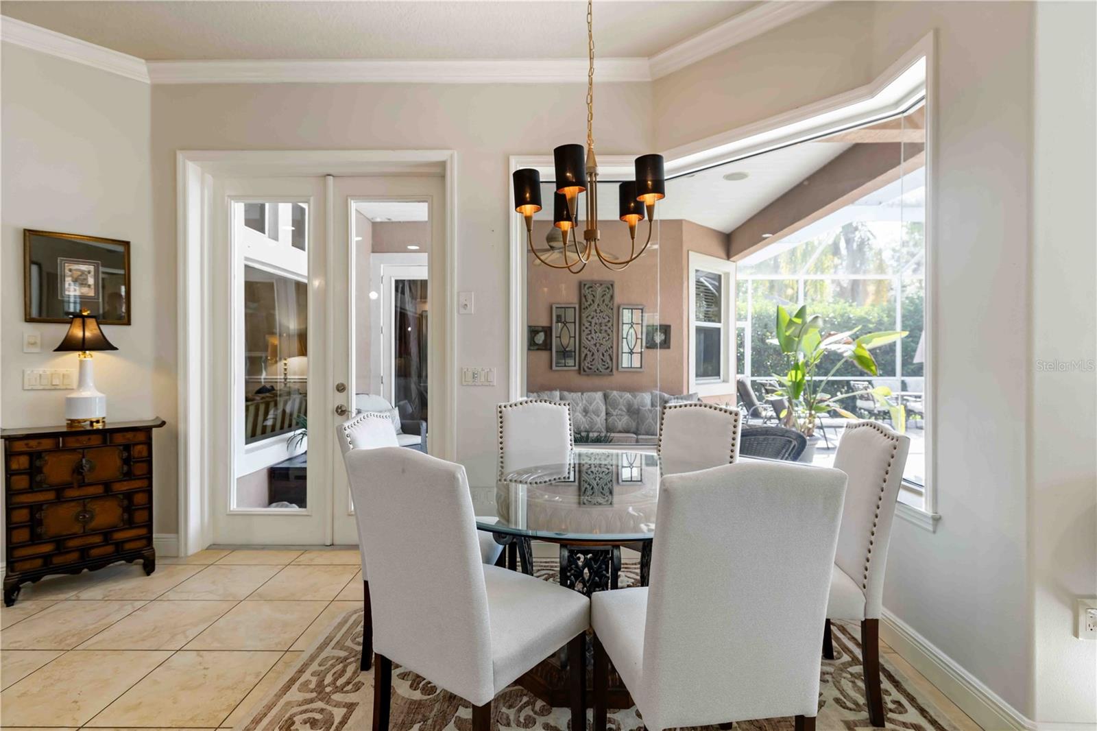 Image 20 of 61 For 2962 Wilderness Boulevard E