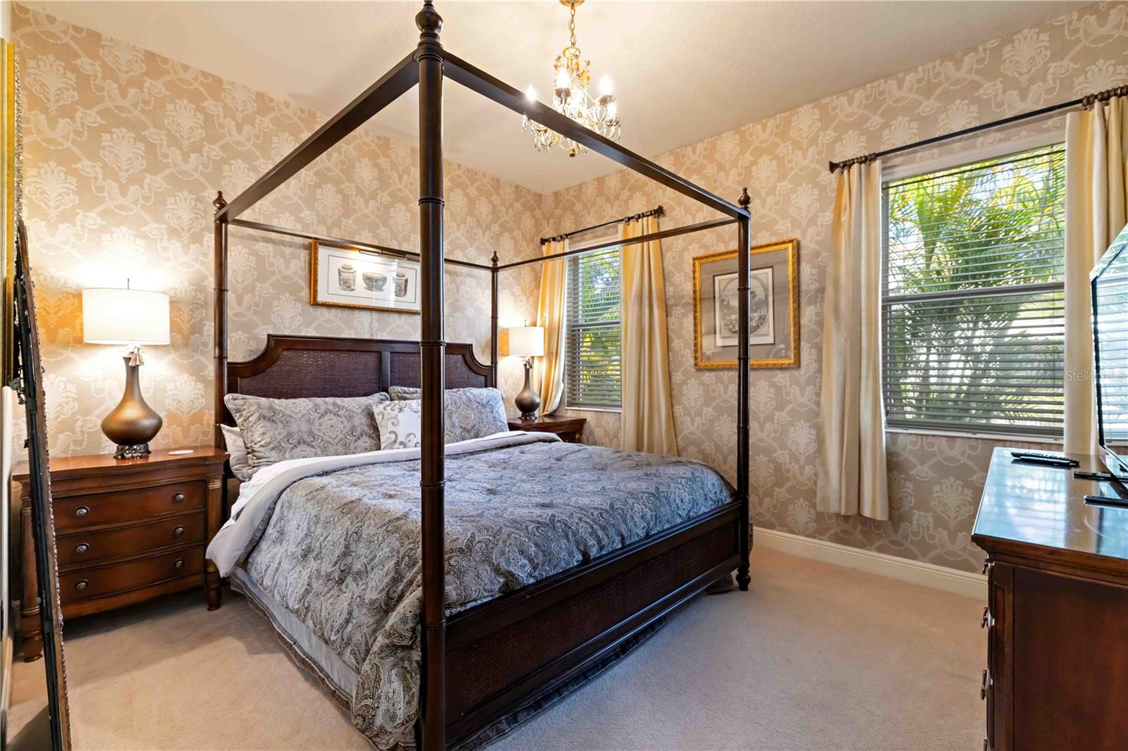 Image 29 of 61 For 2962 Wilderness Boulevard E