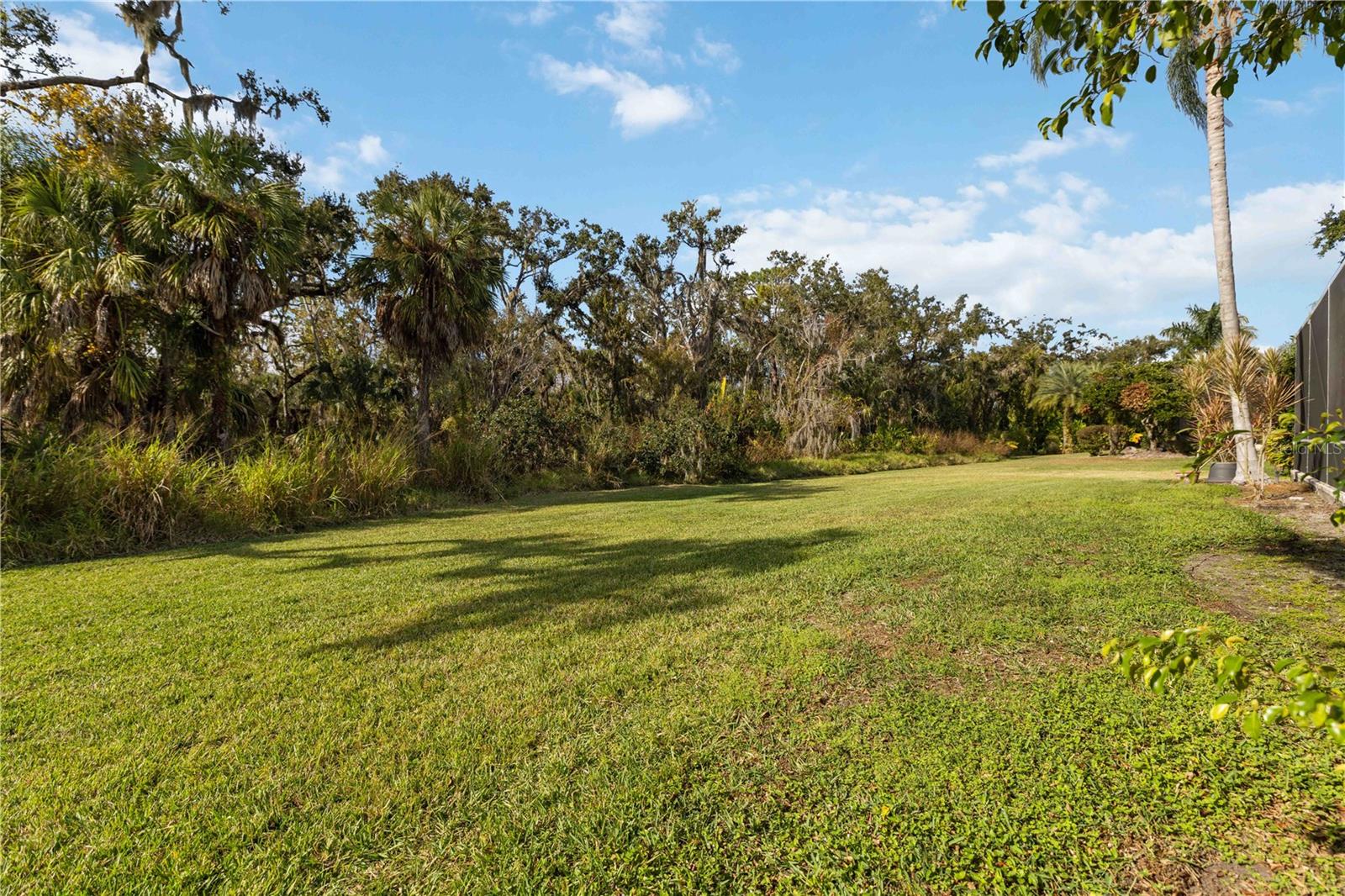 Image 47 of 61 For 2962 Wilderness Boulevard E